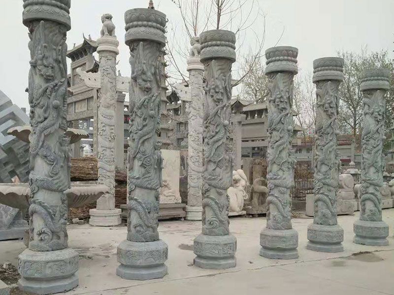 盘龙柱