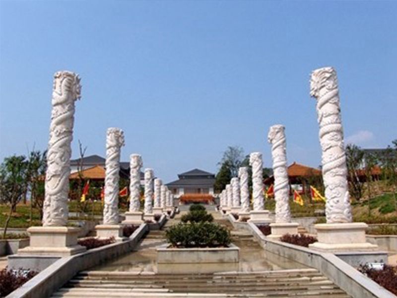 龙柱