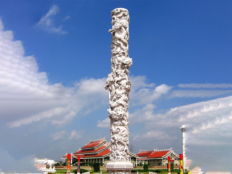 龙柱