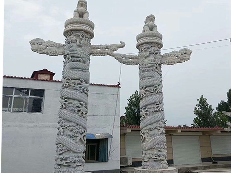 石雕盘龙柱制作